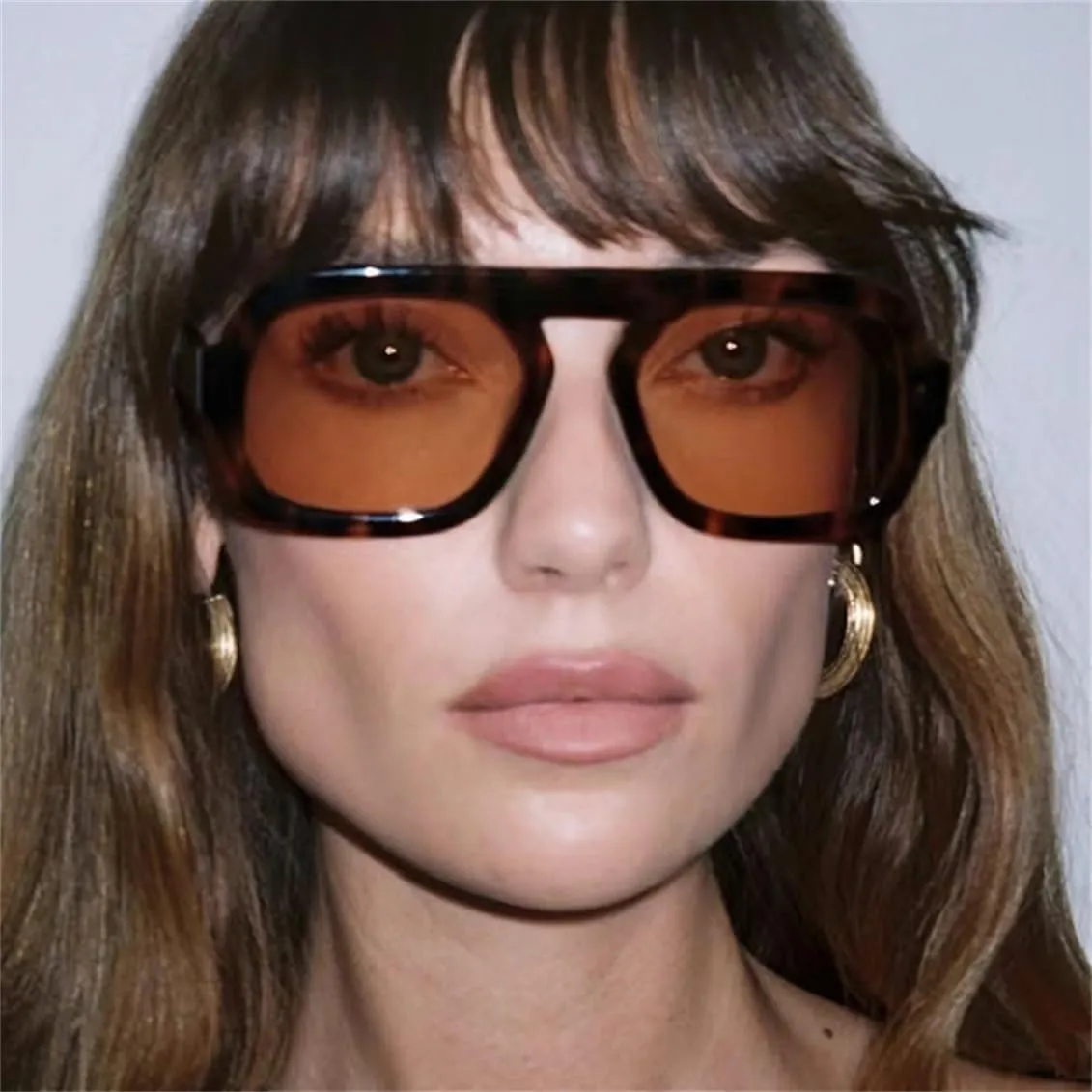 ADE WU Trendy Square Sunglasses for Women Men,Vintage Square Aviator Sunglasses Fashion 70s Inspired Stylish Flat Top Shades