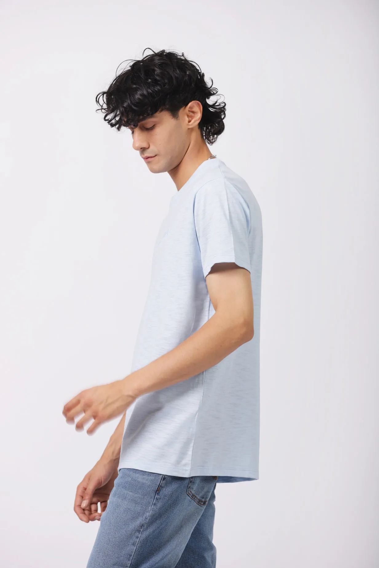 CREW NECK TEXTURED TEE