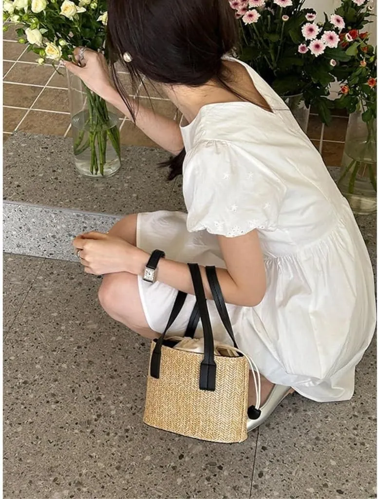 Large capacity Bag Simple Straw Handbag with Leather Decoration: Deduce a Casual Style Ladies shoulder Bag